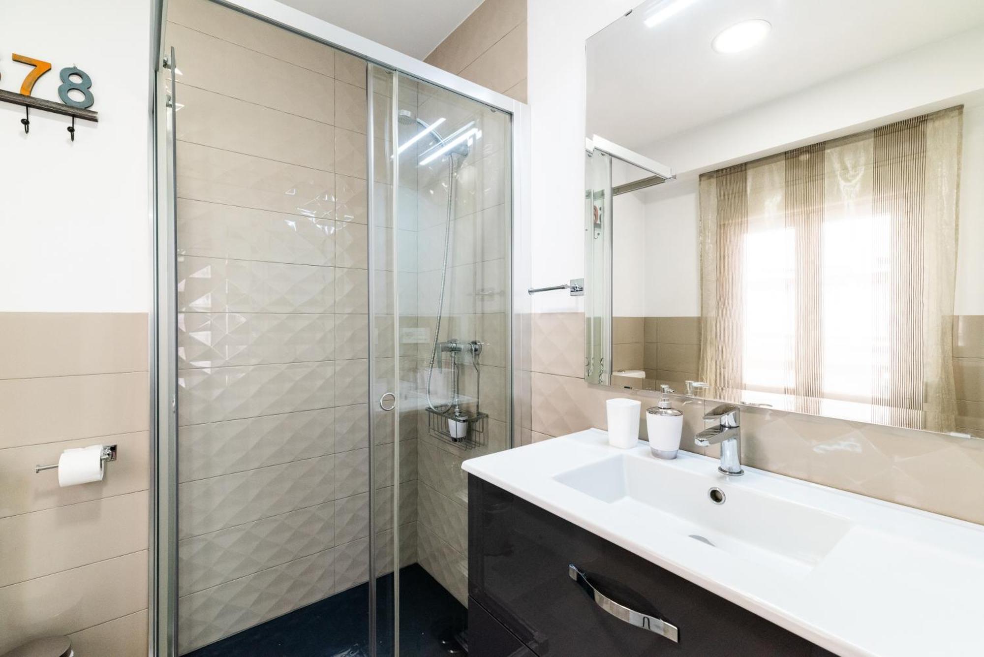 Apartament Oasis Centro De Grenada Zewnętrze zdjęcie